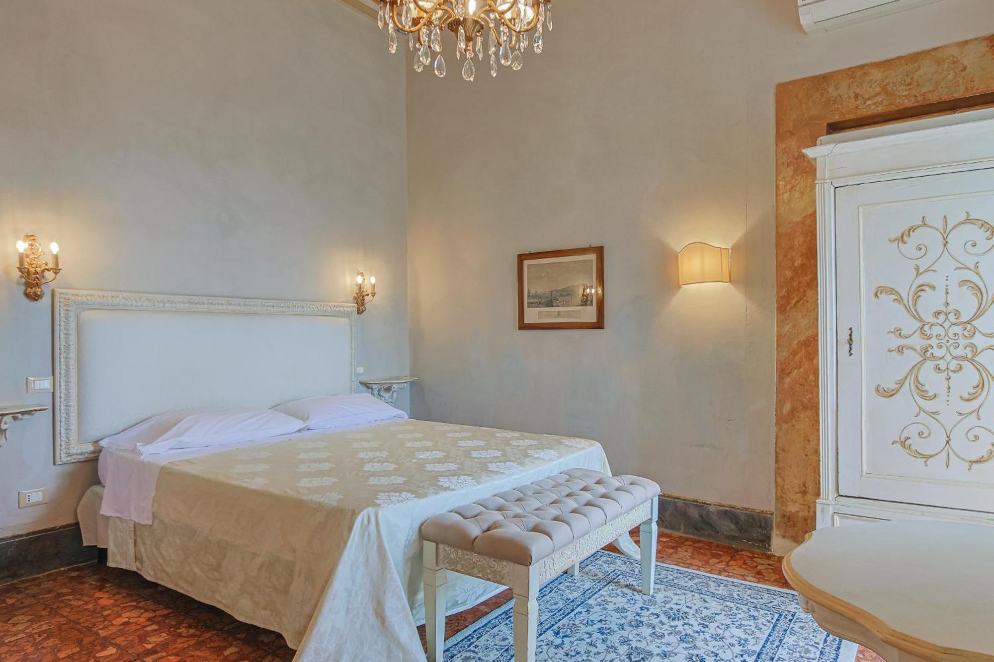 Hotel Villa Sermolli Борго-а-Буджано Экстерьер фото